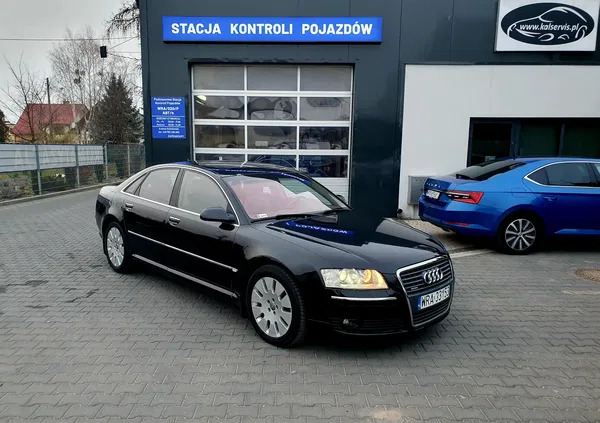 samochody osobowe Audi A8 cena 29900 przebieg: 274000, rok produkcji 2006 z Pionki